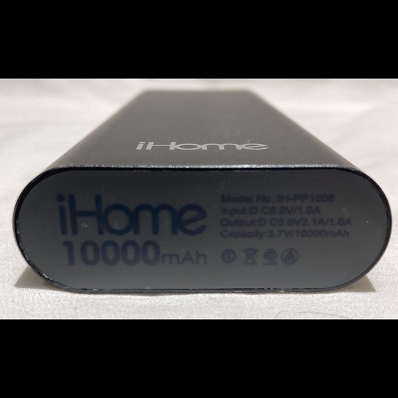 iHome Powerbank/Portable Charger 10000 mAh IH-PP1006 - Picture 5 of 8